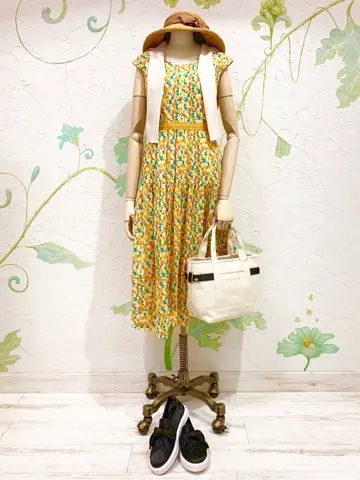 TOCCA スタッフ コーディネート画像