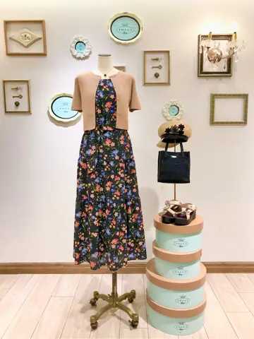 TOCCA スタッフT コーディネート画像