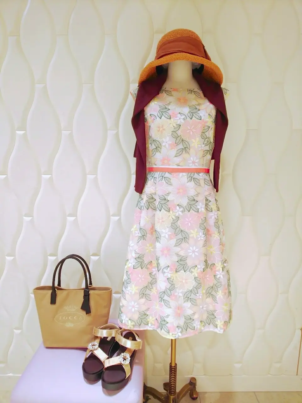  スタッフf コーディネート画像