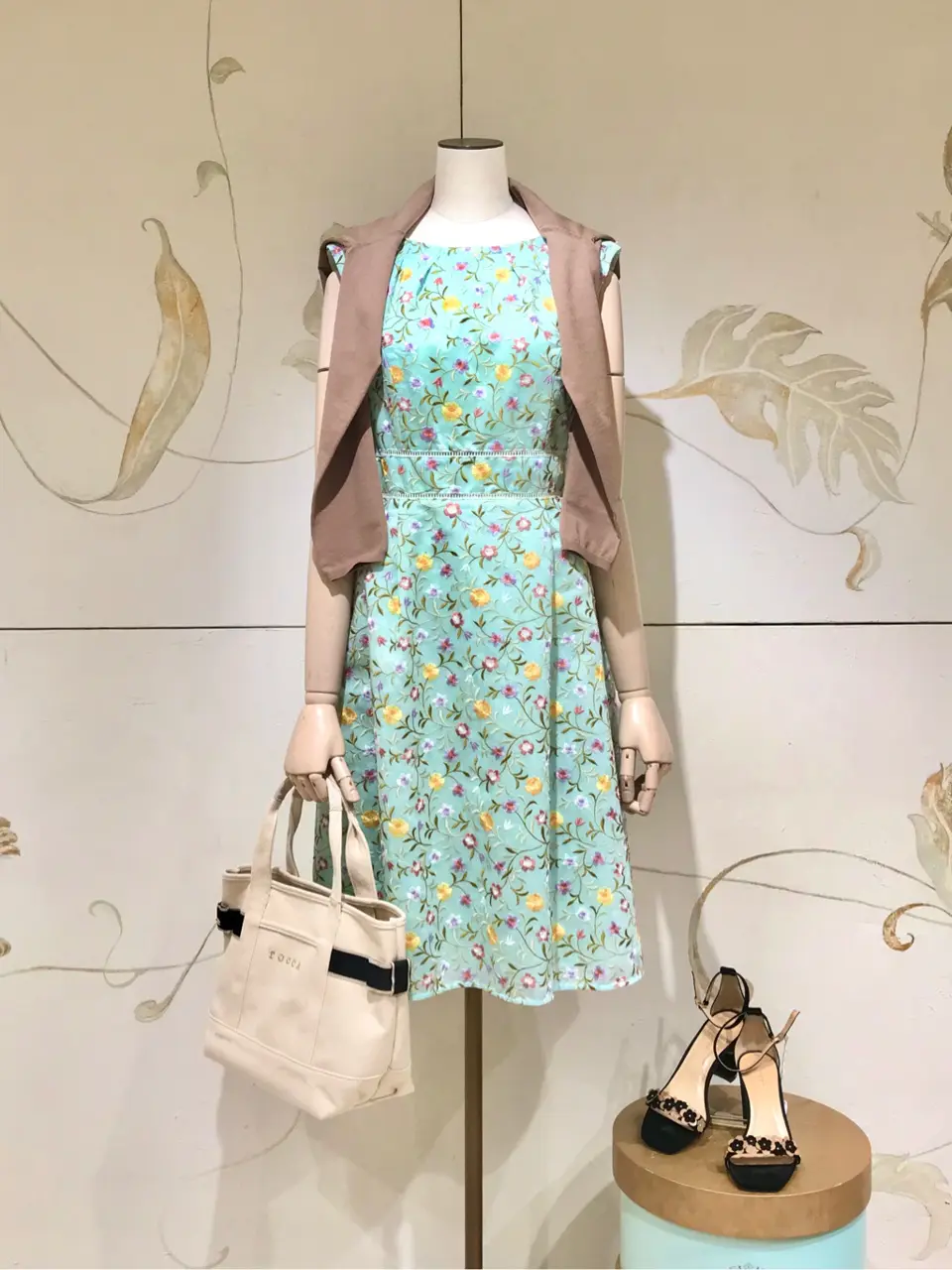  スタッフM コーディネート画像