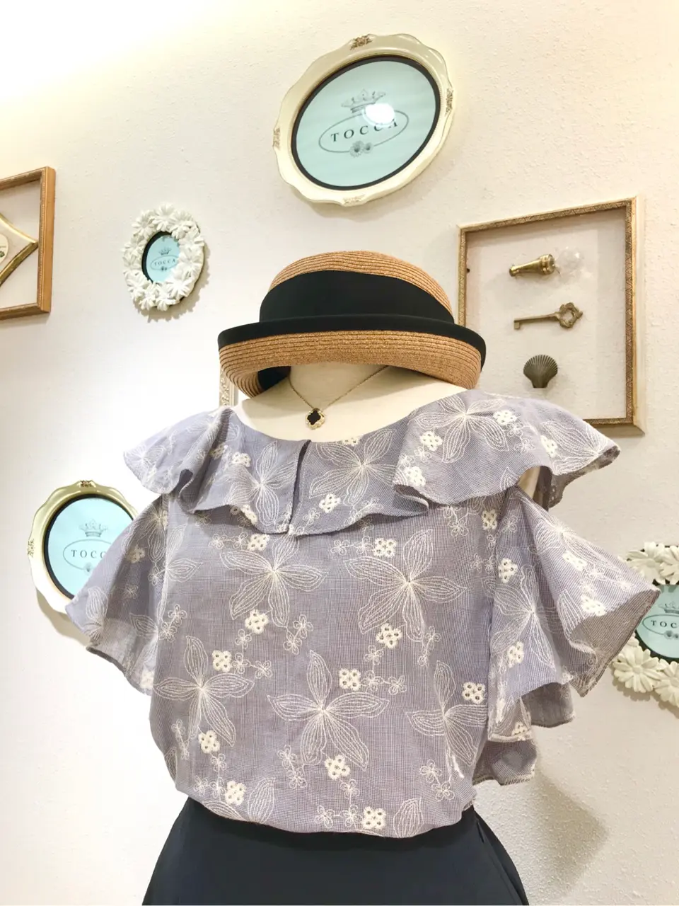 TOCCA スタッフT コーディネート画像