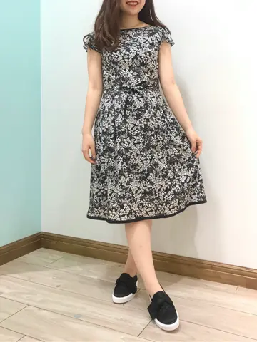 TOCCA スタッフT コーディネート画像