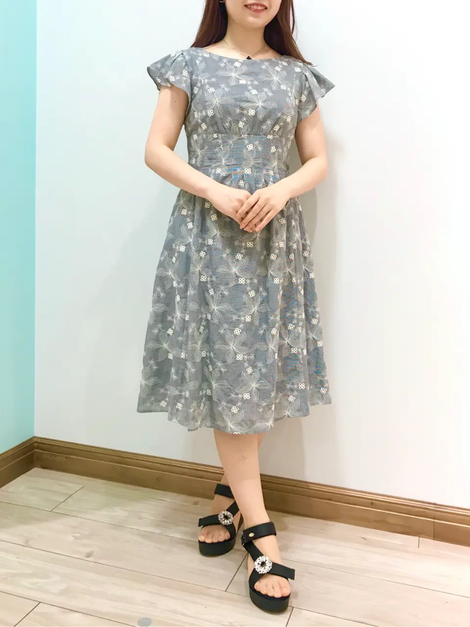 TOCCA スタッフT コーディネート画像