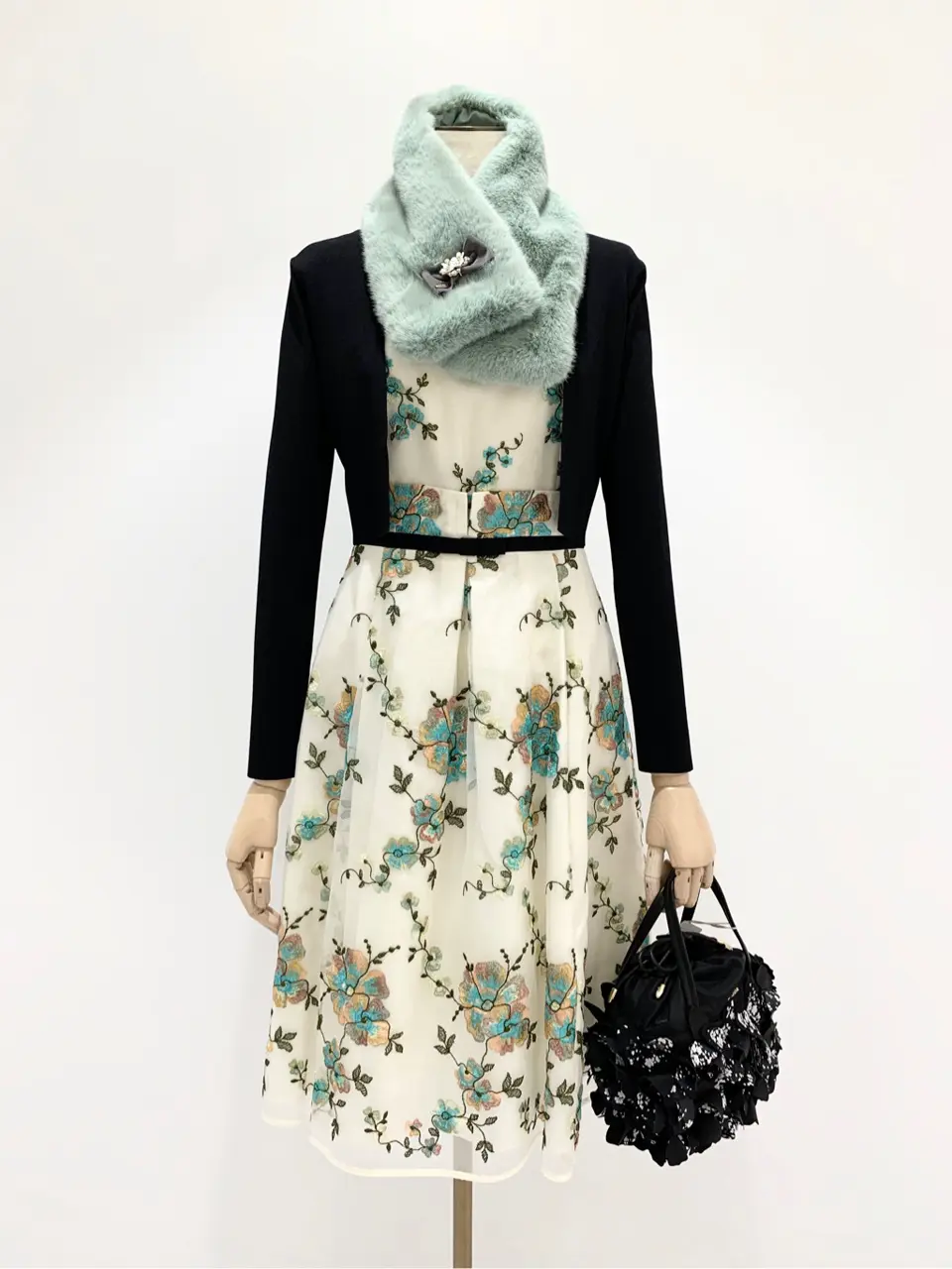 TOCCA 𝓕 コーディネート画像