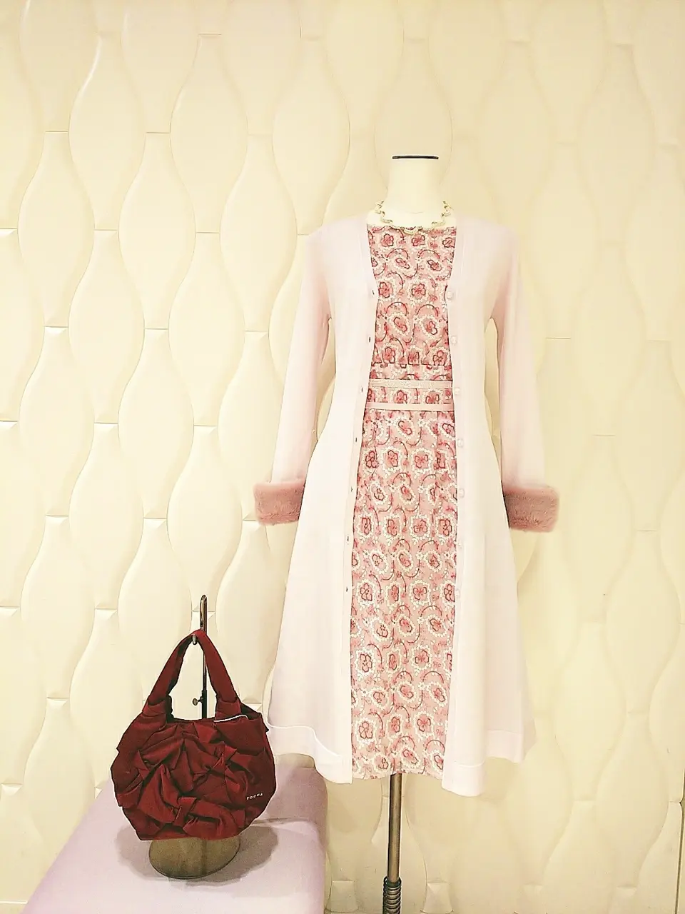  スタッフf コーディネート画像