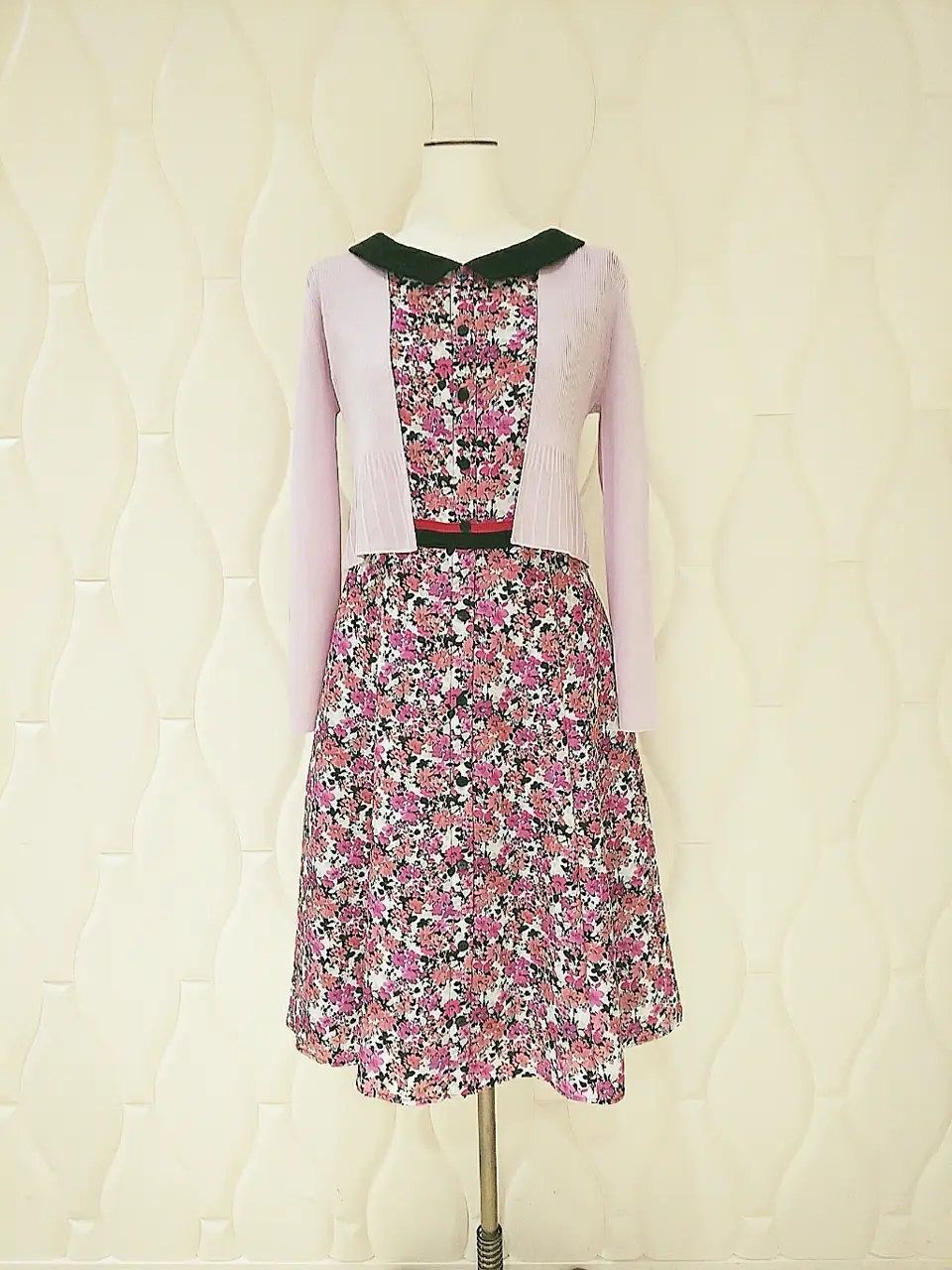  スタッフf コーディネート画像