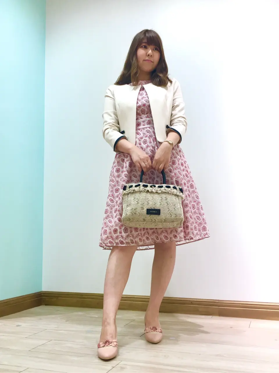  スタッフ ｍ コーディネート画像