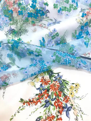 TOCCA スタッフT コーディネート画像