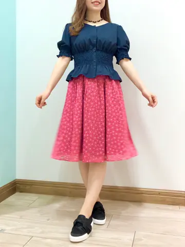 TOCCA スタッフT コーディネート画像