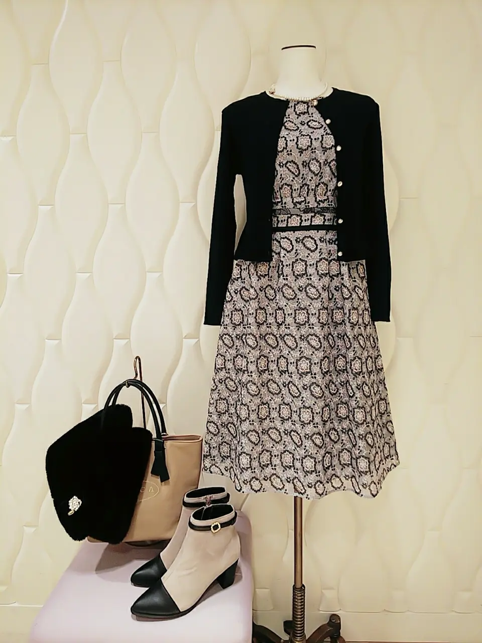  スタッフf コーディネート画像