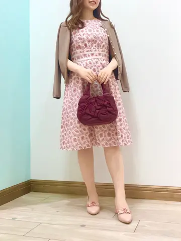 TOCCA スタッフT コーディネート画像