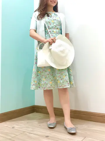 TOCCA スタッフT コーディネート画像