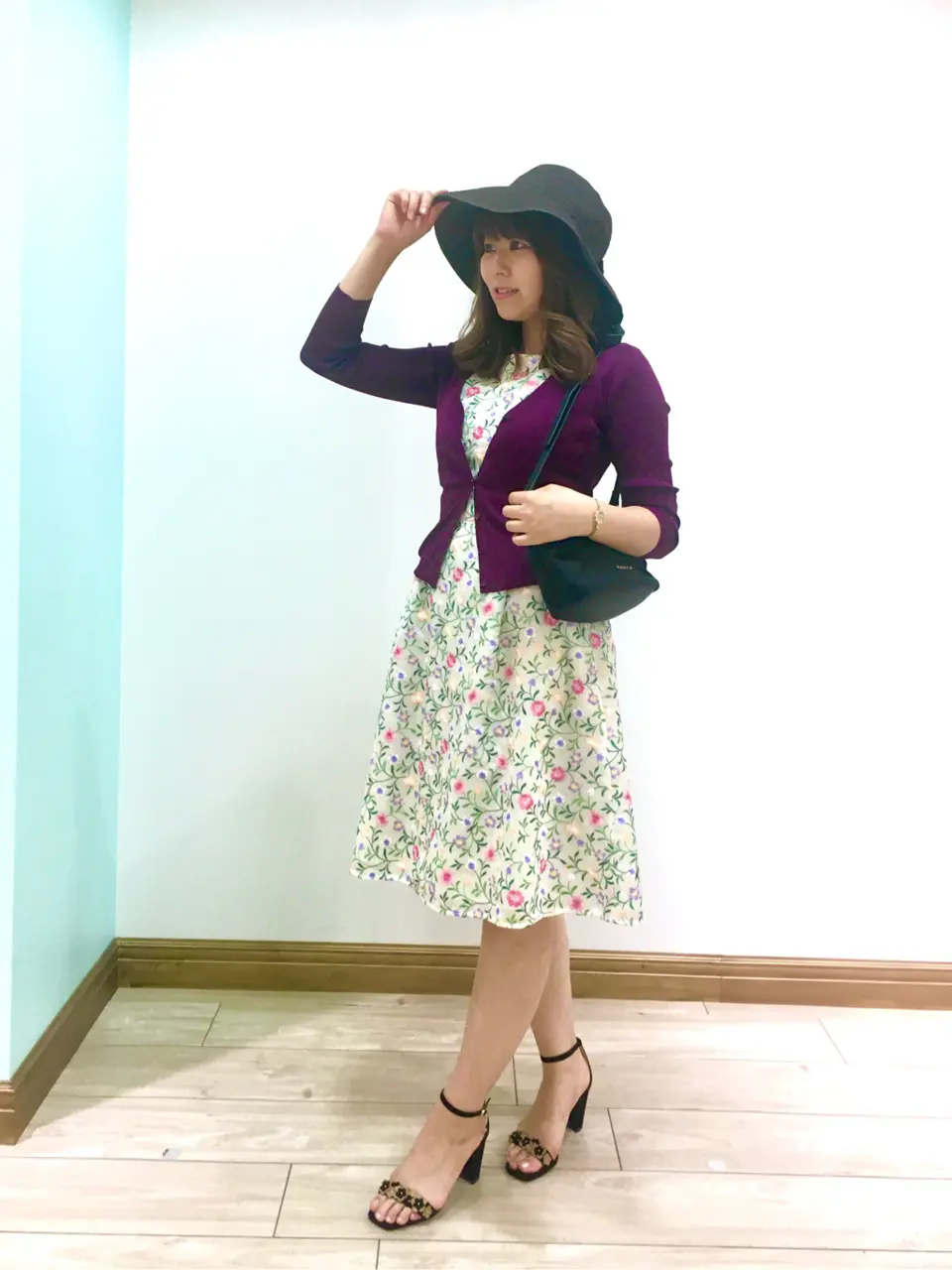  スタッフ ｍ コーディネート画像