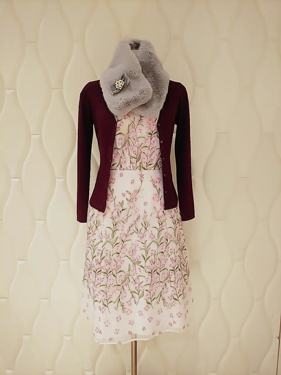  スタッフf コーディネート画像