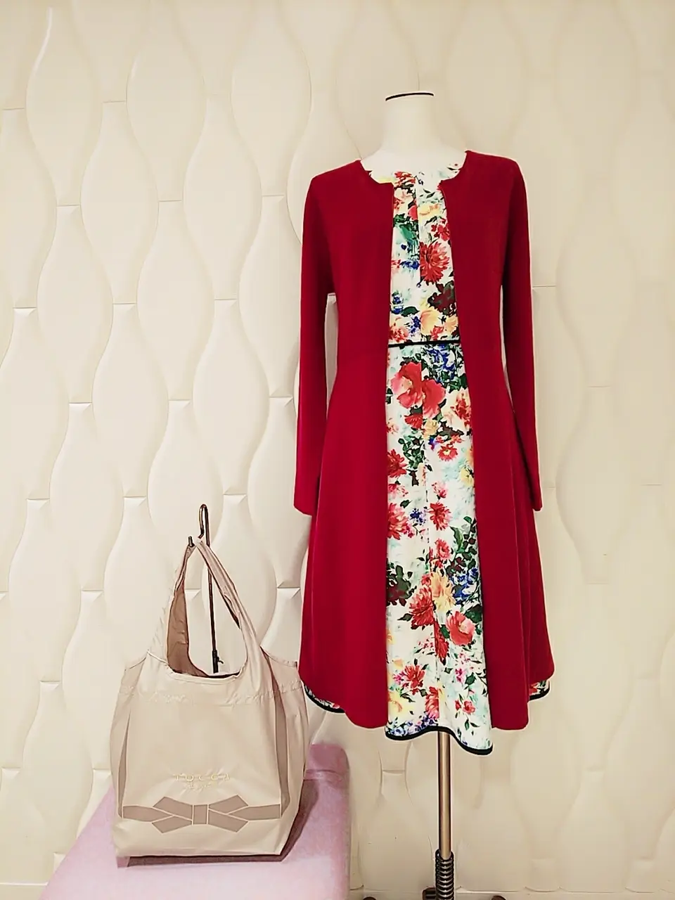  スタッフf コーディネート画像