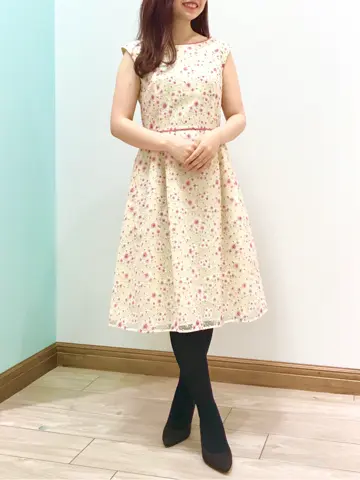 TOCCA スタッフT コーディネート画像