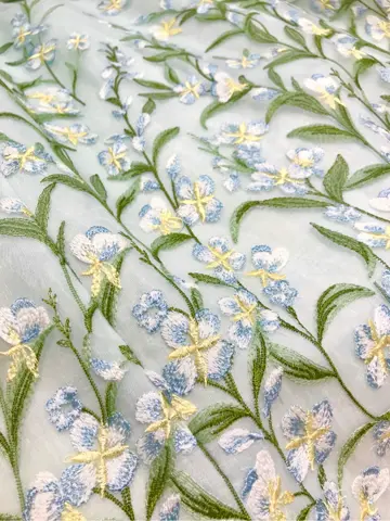 TOCCA スタッフT コーディネート画像