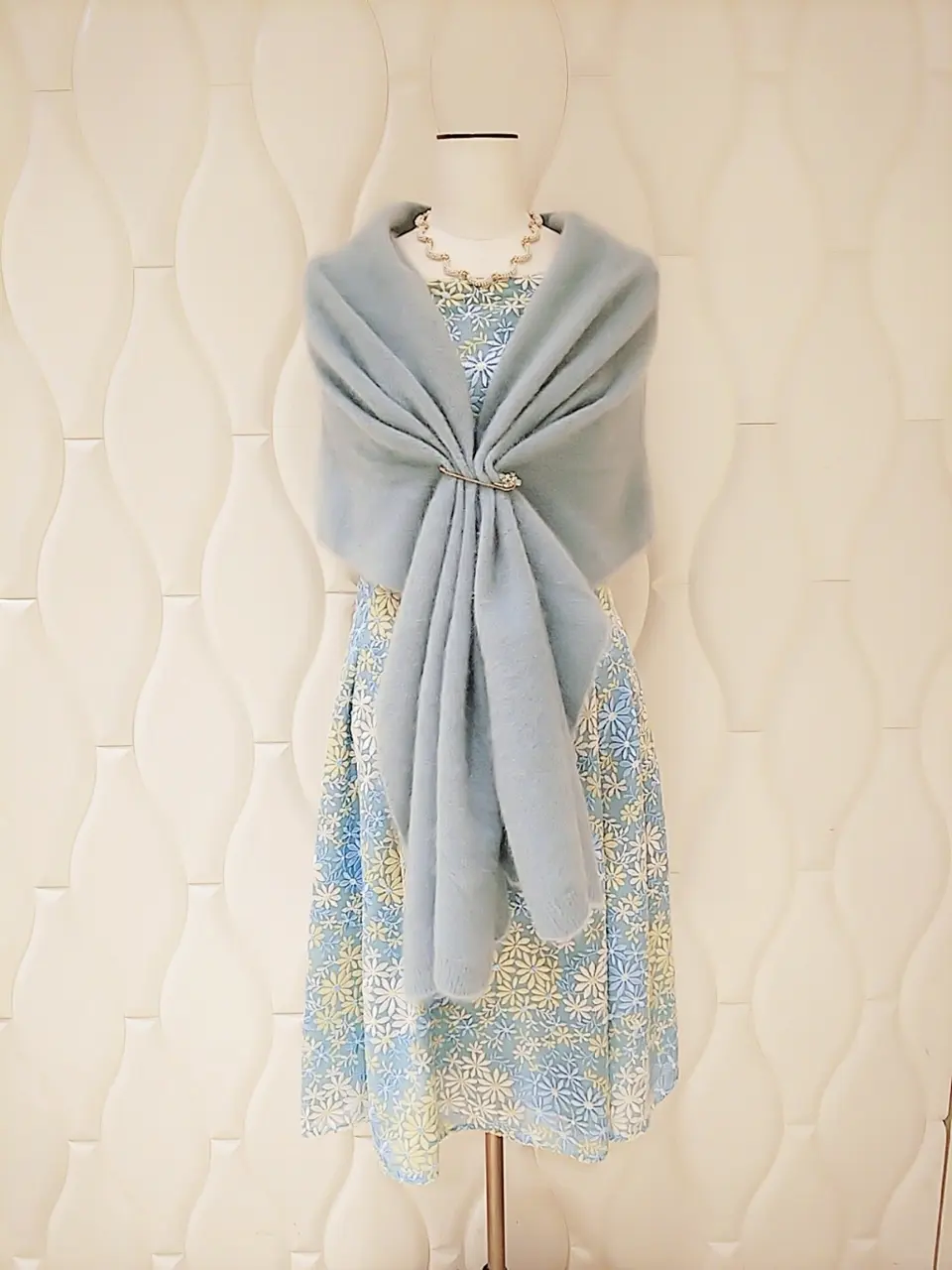  スタッフf コーディネート画像