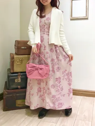 TOCCA スタッフT コーディネート画像