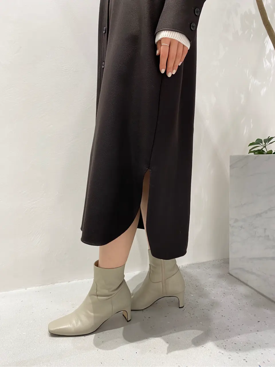 BEIGE， R.A コーディネート画像