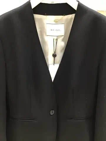 BEIGE， 宮坂 コーディネート画像