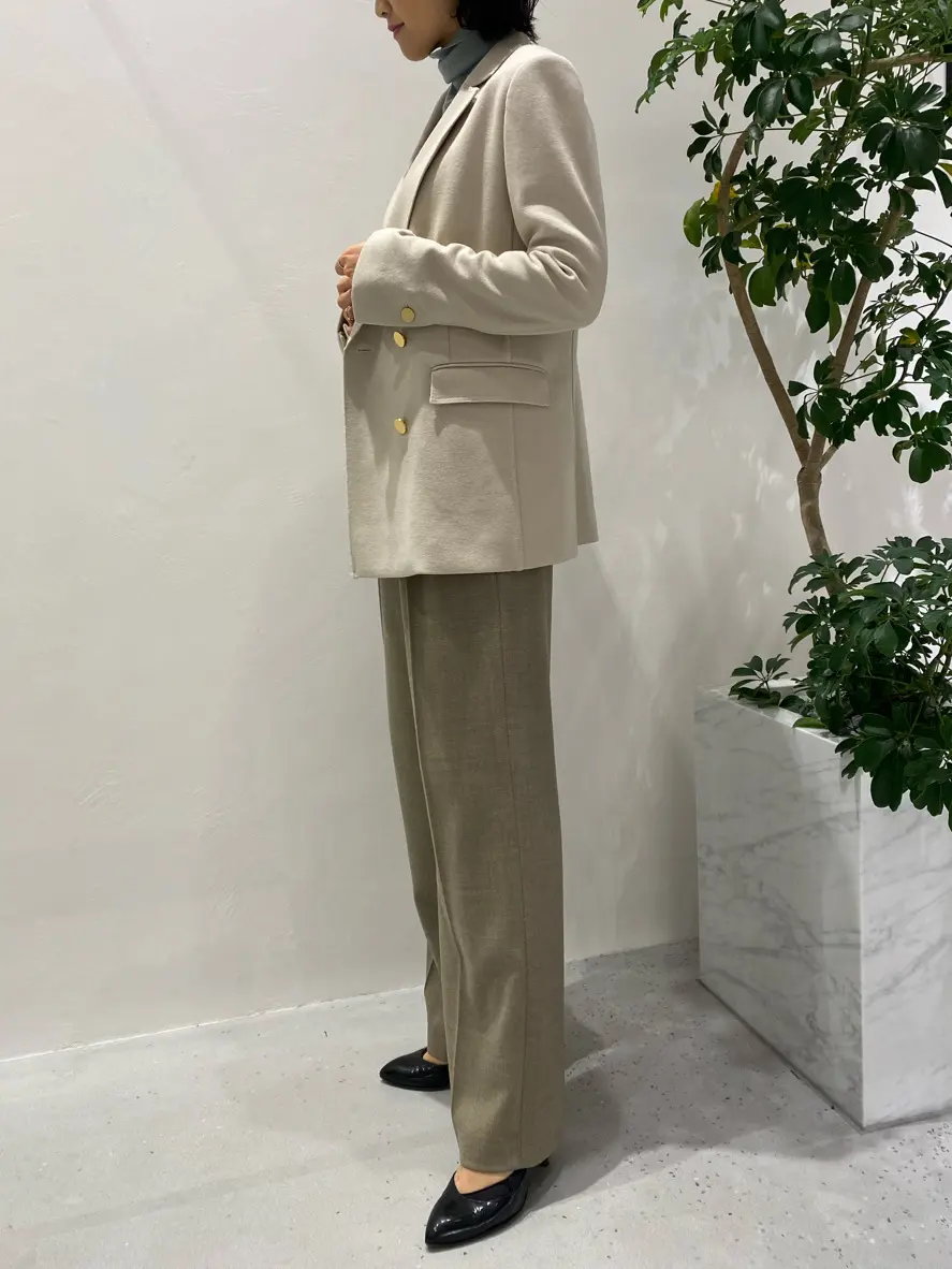 BEIGE， R.A コーディネート画像