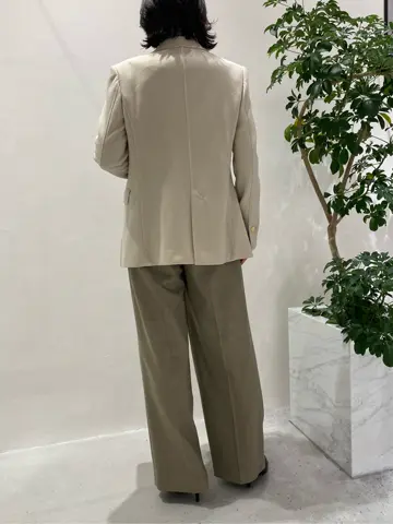 BEIGE， R.A コーディネート画像