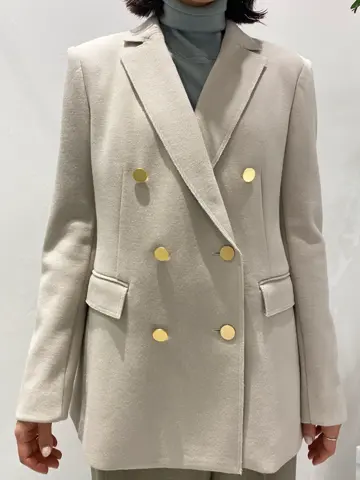 BEIGE， R.A コーディネート画像