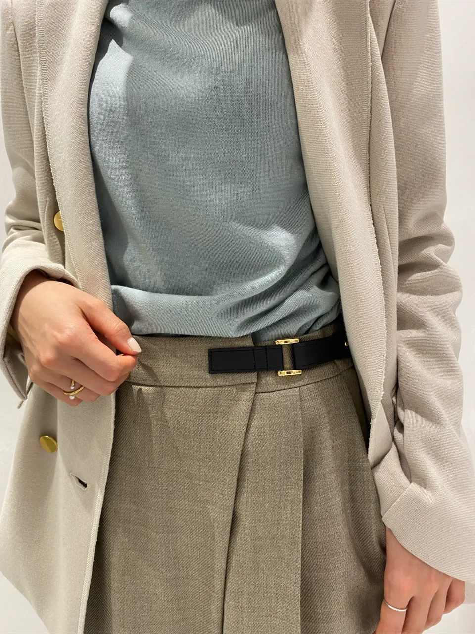 BEIGE， R.A コーディネート画像