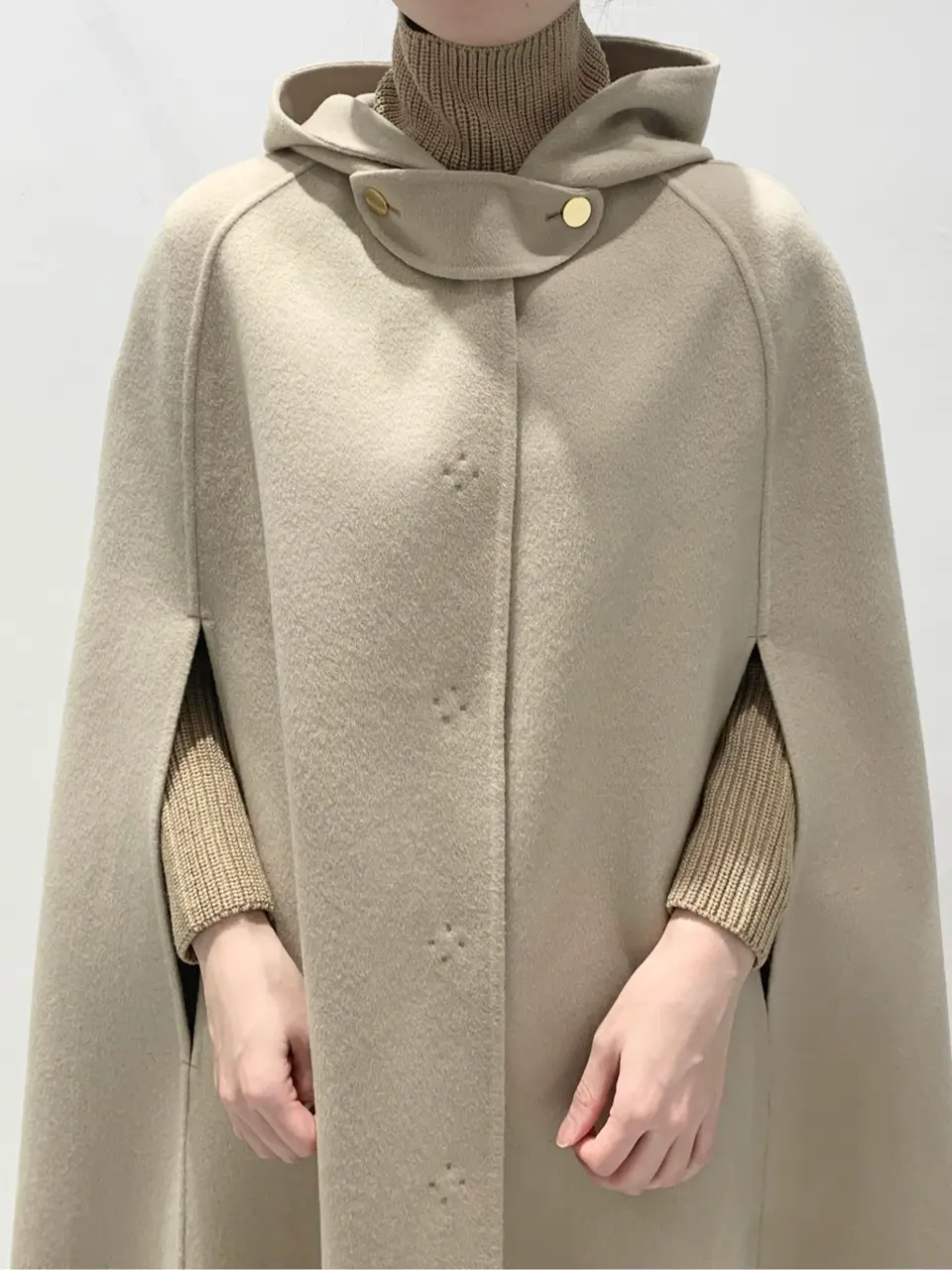 BEIGE， 小泉 コーディネート画像