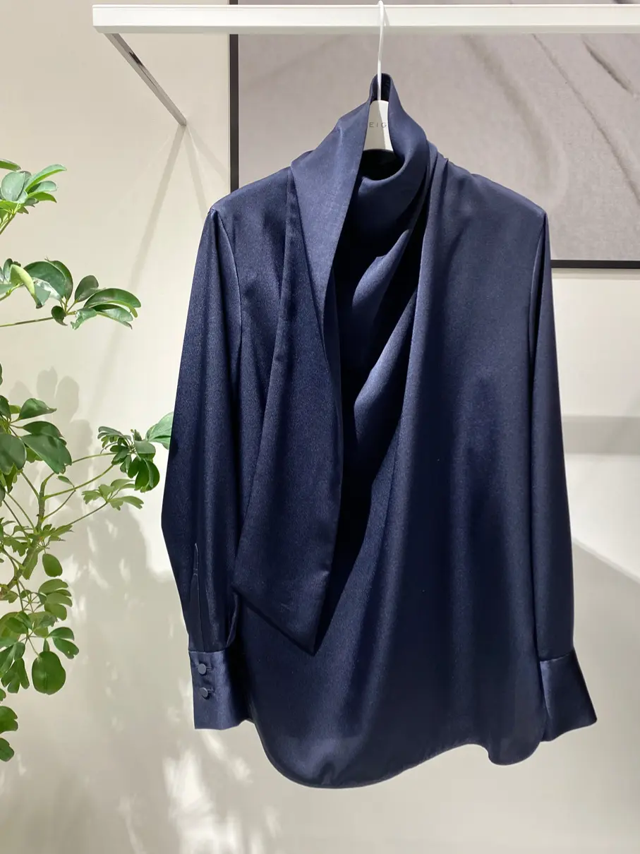 BEIGE， R.A コーディネート画像