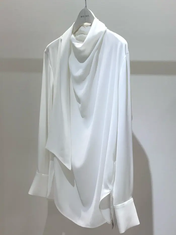 BEIGE， 藤木 コーディネート画像