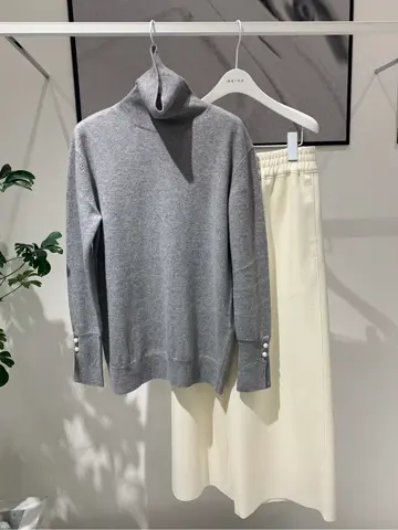 BEIGE， 小泉 コーディネート画像