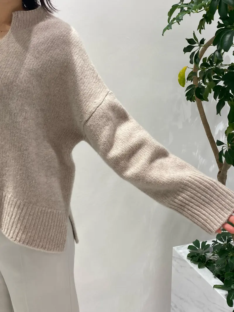 BEIGE， R.A コーディネート画像