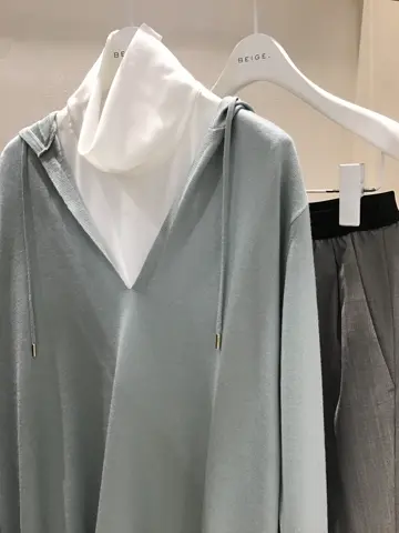 BEIGE， スタッフ コーディネート画像