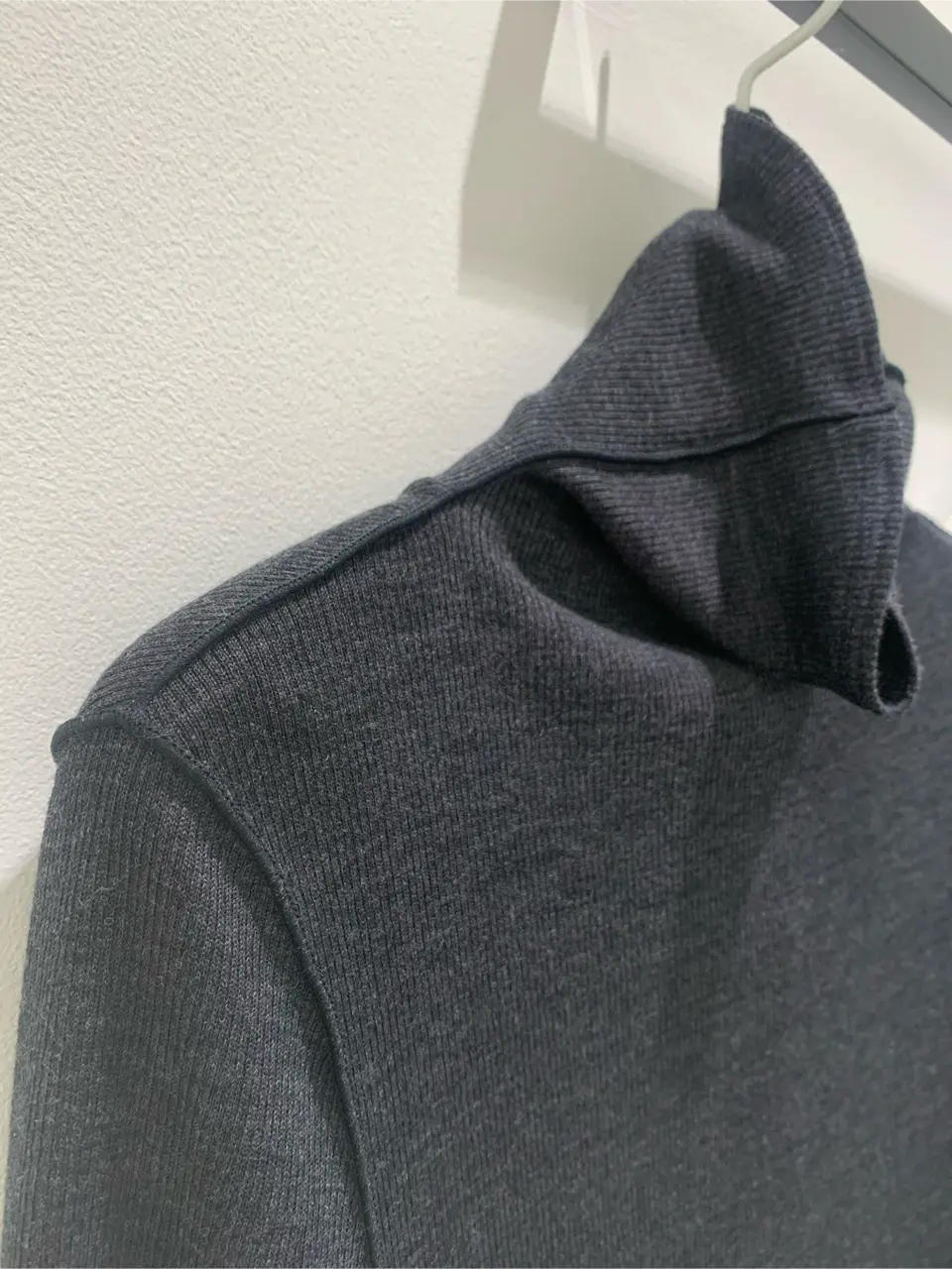 BEIGE， アライ コーディネート画像