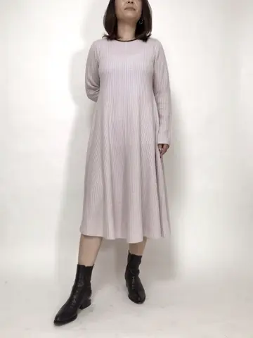 BEIGE， 宮坂 コーディネート画像