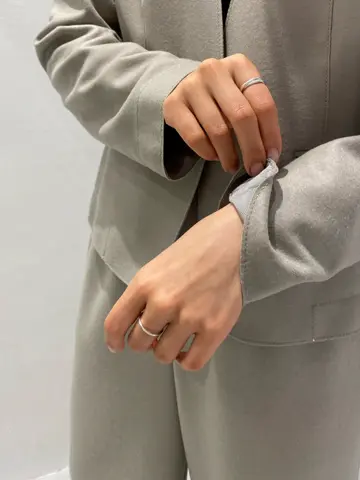 BEIGE， R.A コーディネート画像