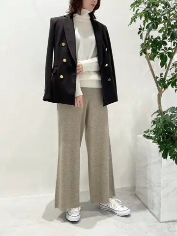 BEIGE， 小泉 コーディネート画像