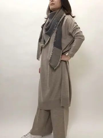 BEIGE， 宮坂 コーディネート画像