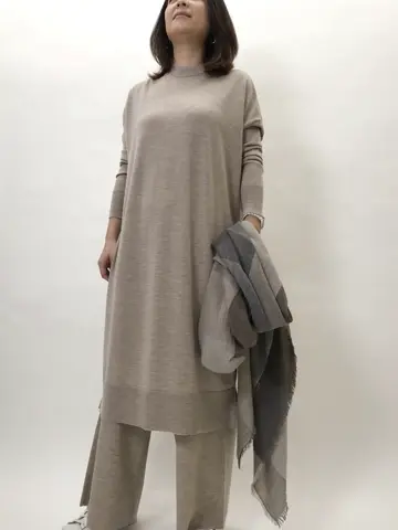 BEIGE， 宮坂 コーディネート画像