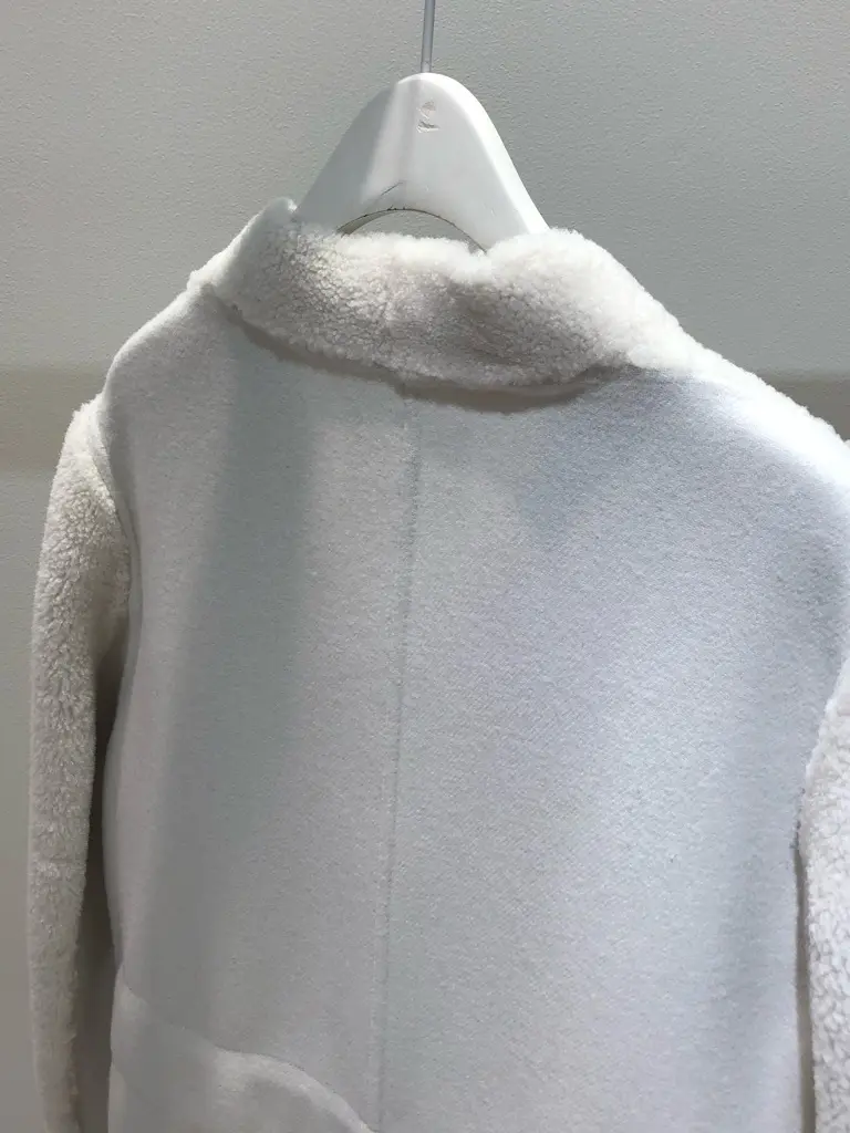 BEIGE， 藤木 コーディネート画像