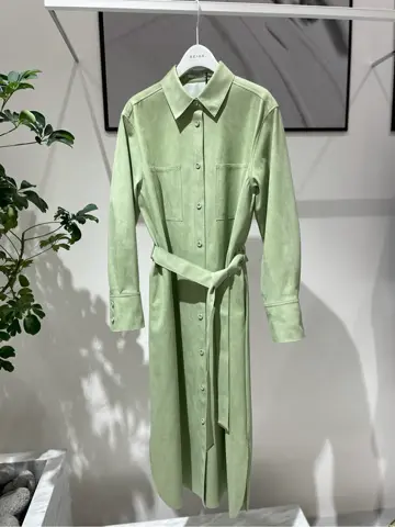 BEIGE， 小泉 コーディネート画像