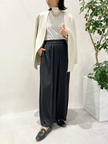 BEIGE， R.A コーディネート画像