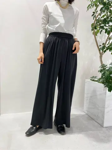 BEIGE， R.A コーディネート画像