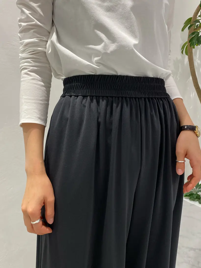 BEIGE， R.A コーディネート画像