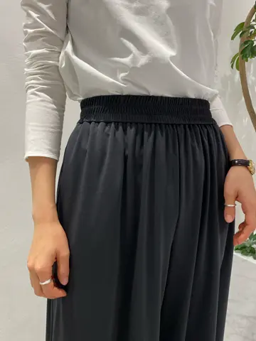 BEIGE， R.A コーディネート画像