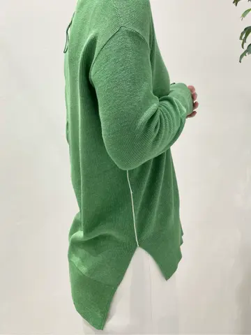 BEIGE， 小泉 コーディネート画像