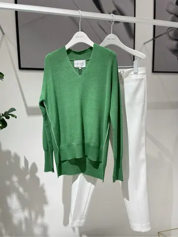 BEIGE， 小泉 コーディネート画像