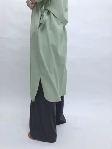 BEIGE， 宮坂 コーディネート画像